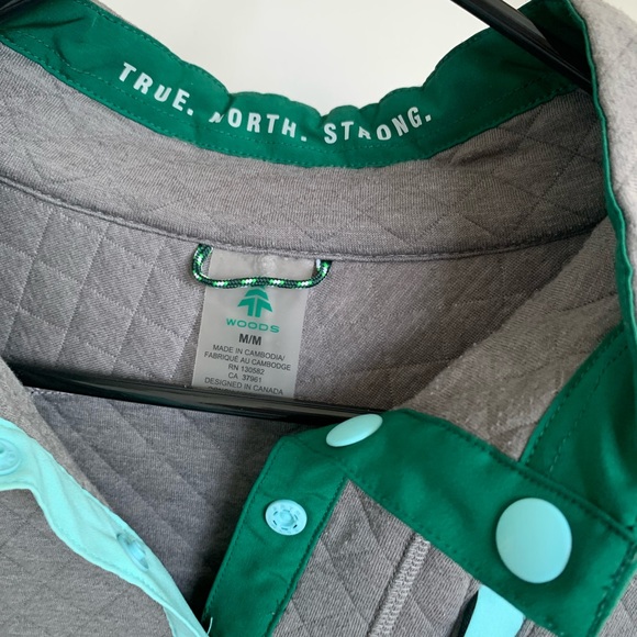 Woods women’s Pullover. Medium. - Picture 5 of 7